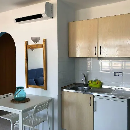 Апарт-отель Flats Friends Tropicana 3*